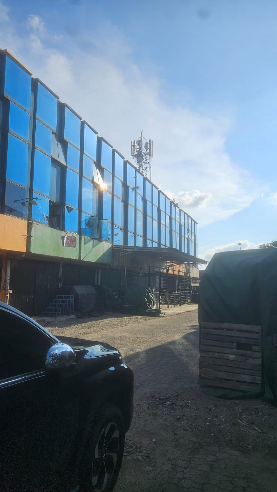Sewa ruko gandeng 3 siap huni daan mogot acardia murah jarang ada