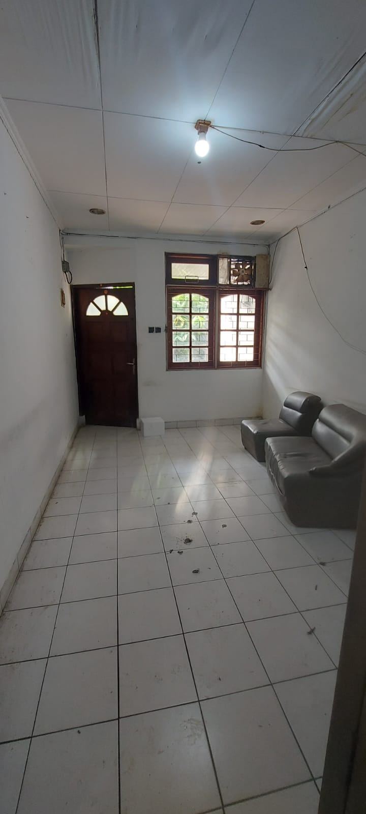 Rumah Murah di Taman Kota Jakbar