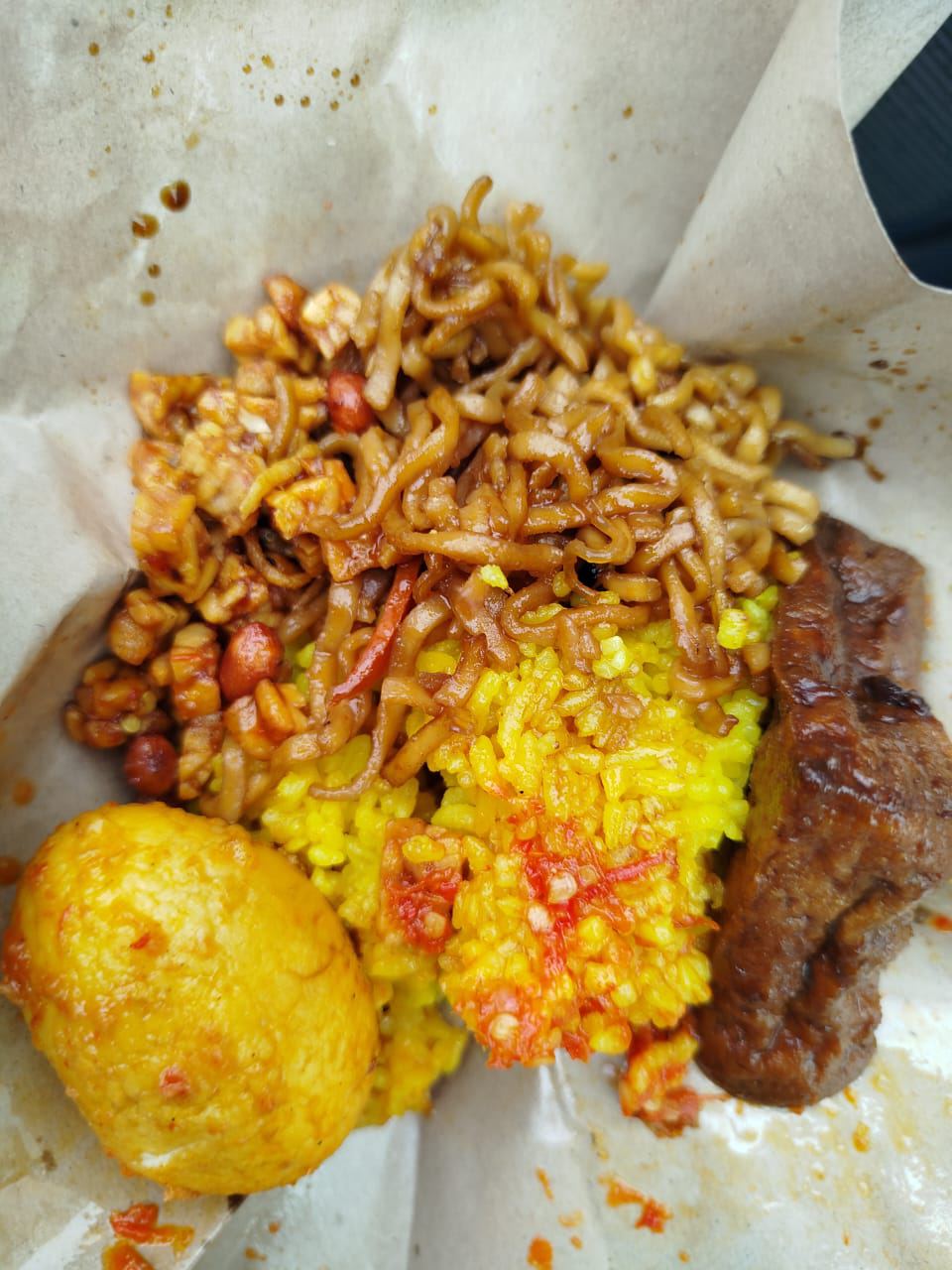 Terima Pesanan Nasi Kuning dan Nasi Uduk
